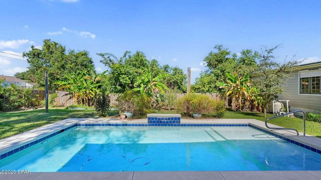 215 N MacArthur Avenue, Panama City, FL 32401