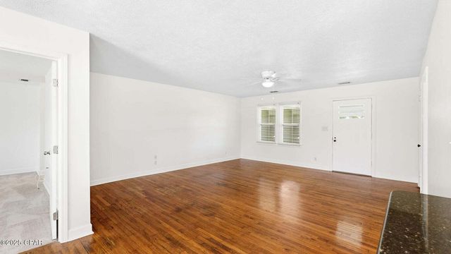 215 N MacArthur Avenue, Panama City, FL 32401