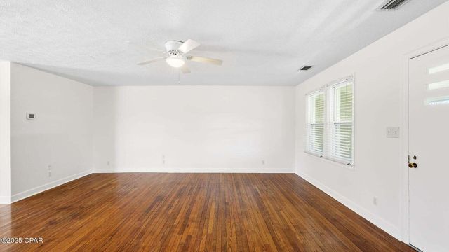 215 N MacArthur Avenue, Panama City, FL 32401