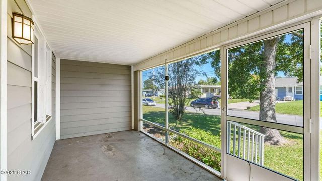 215 N MacArthur Avenue, Panama City, FL 32401