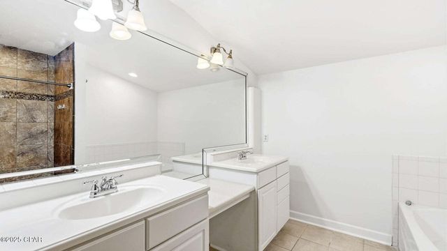 215 N MacArthur Avenue, Panama City, FL 32401