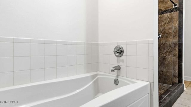 215 N MacArthur Avenue, Panama City, FL 32401