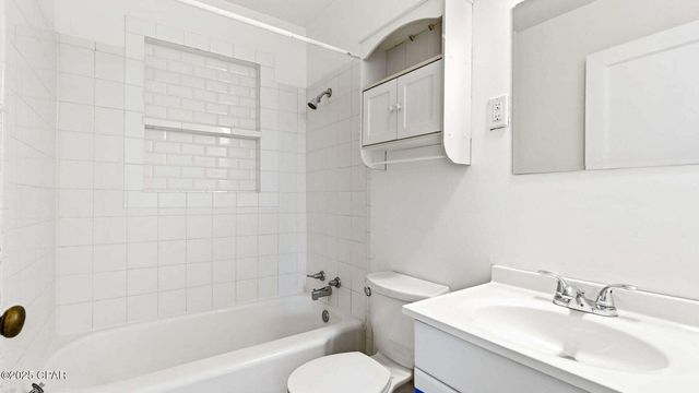 215 N MacArthur Avenue, Panama City, FL 32401