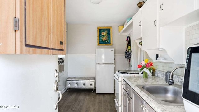 215 N MacArthur Avenue, Panama City, FL 32401