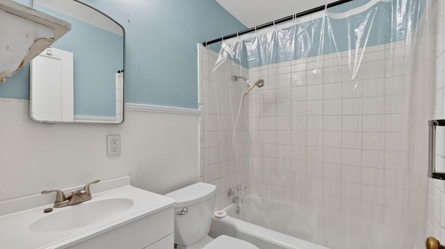 215 N MacArthur Avenue, Panama City, FL 32401