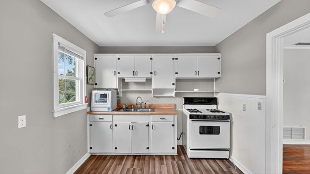 215 N MacArthur Avenue, Panama City, FL 32401