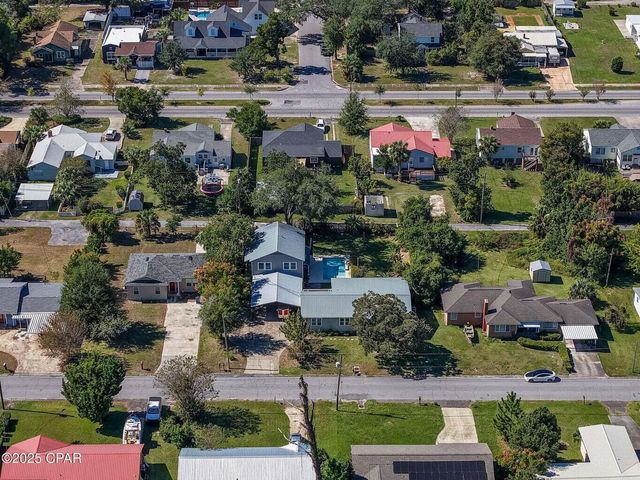215 N MacArthur Avenue, Panama City, FL 32401