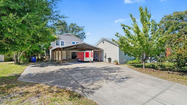 215 N MacArthur Avenue, Panama City, FL 32401