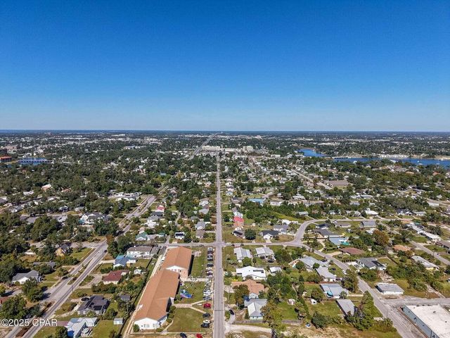 215 N MacArthur Avenue, Panama City, FL 32401