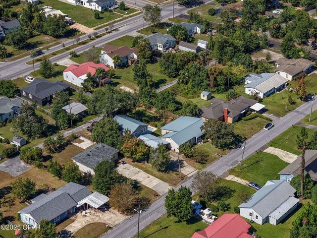 215 N MacArthur Avenue, Panama City, FL 32401