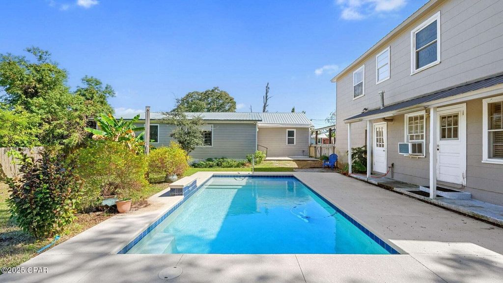 215 N MacArthur Avenue, Panama City, FL 32401