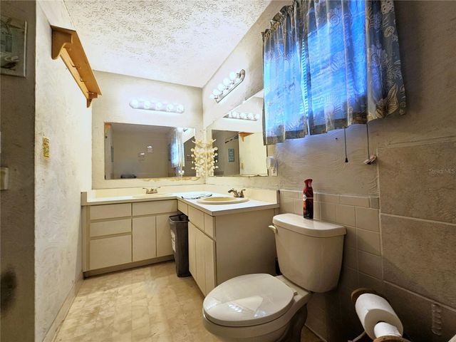 13308 DUCK LAKE CANAL ROAD, Dade City, FL 33525