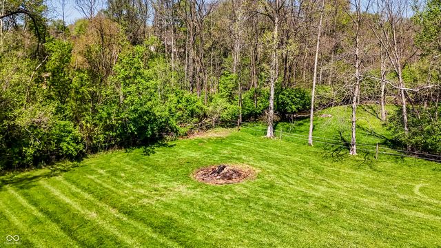 5421 S 100 E, Anderson, IN 46013