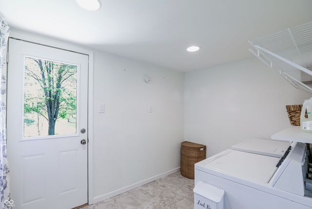 5421 S 100 E, Anderson, IN 46013