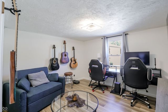 5421 S 100 E, Anderson, IN 46013