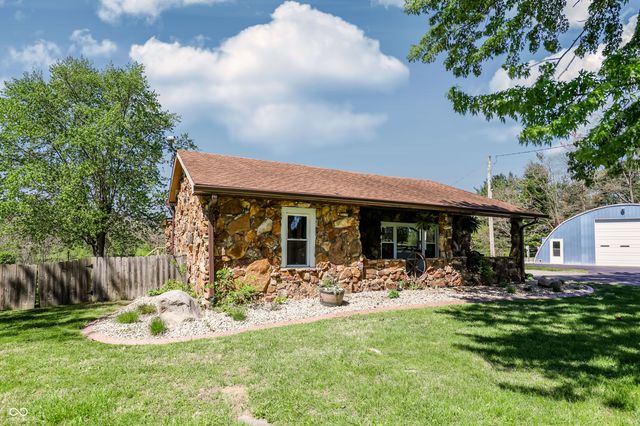 5421 S 100 E, Anderson, IN 46013