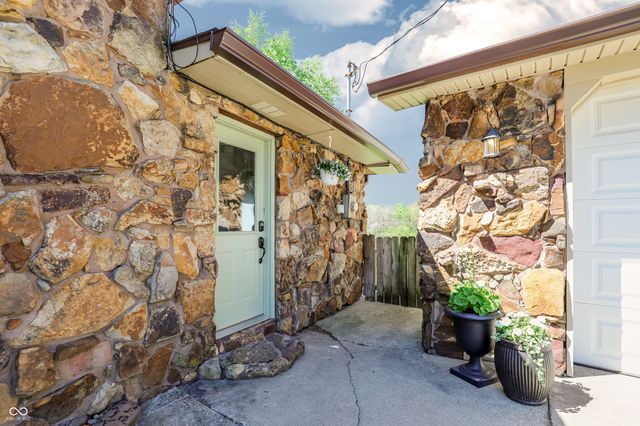 5421 S 100 E, Anderson, IN 46013