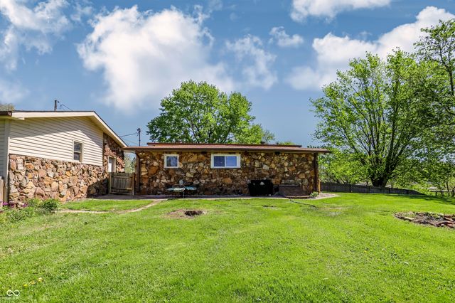 5421 S 100 E, Anderson, IN 46013
