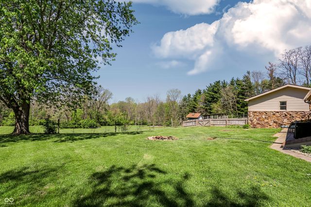 5421 S 100 E, Anderson, IN 46013