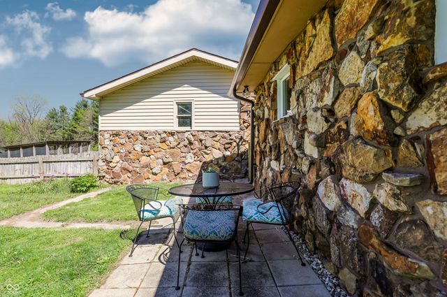 5421 S 100 E, Anderson, IN 46013
