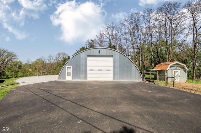 5421 S 100 E, Anderson, IN 46013