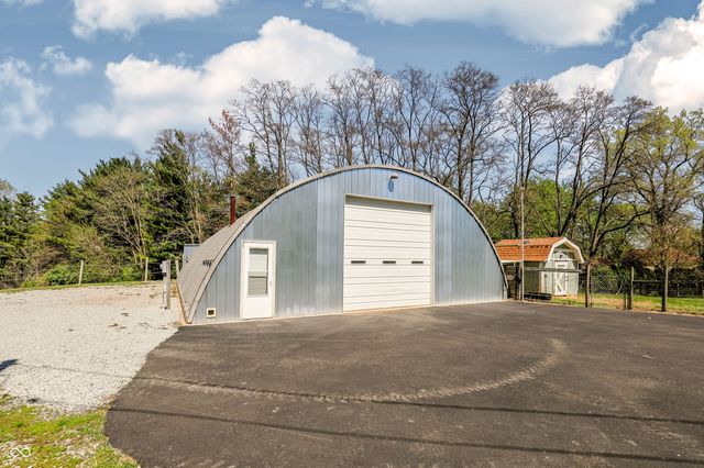 5421 S 100 E, Anderson, IN 46013