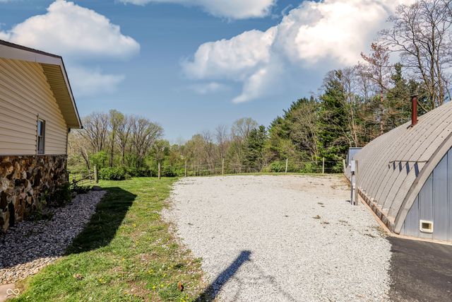 5421 S 100 E, Anderson, IN 46013