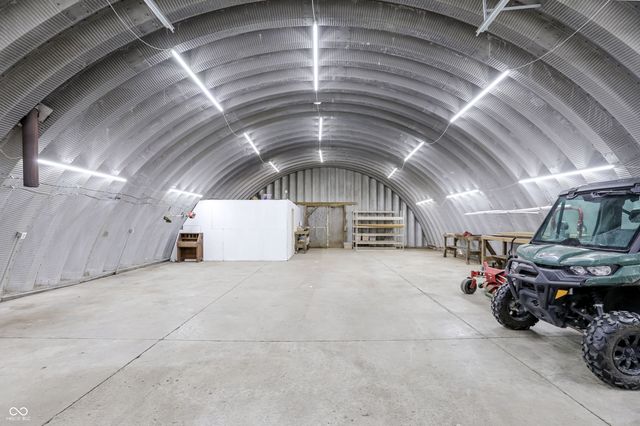 5421 S 100 E, Anderson, IN 46013