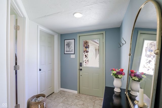 5421 S 100 E, Anderson, IN 46013