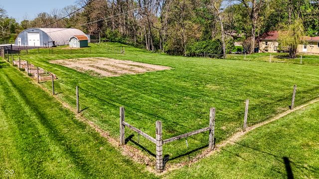 5421 S 100 E, Anderson, IN 46013