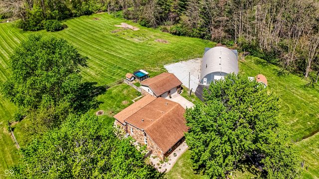 5421 S 100 E, Anderson, IN 46013