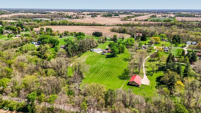 5421 S 100 E, Anderson, IN 46013