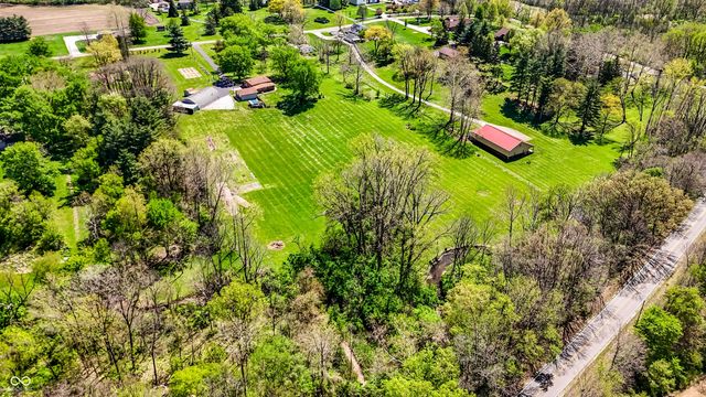 5421 S 100 E, Anderson, IN 46013