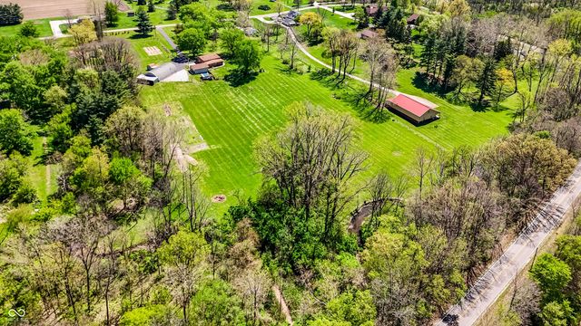 5421 S 100 E, Anderson, IN 46013
