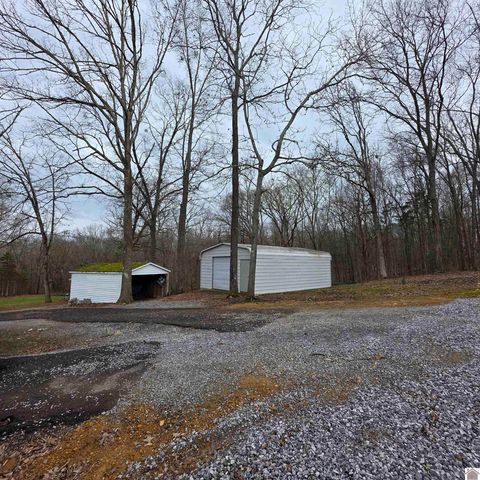 421 McNeely Road, Benton, KY 42025