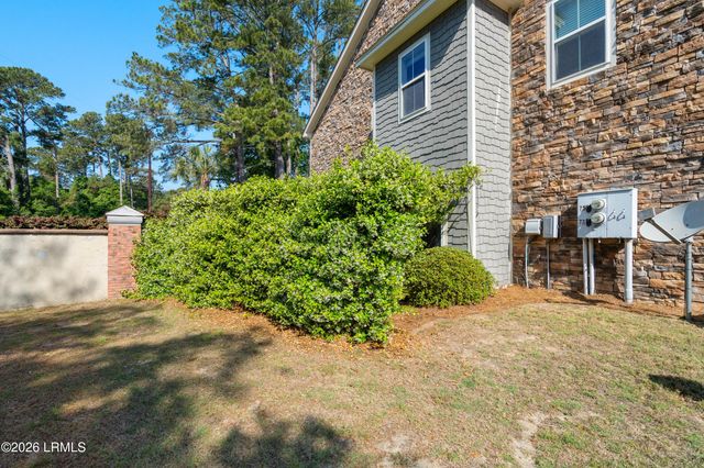 77 Battery Creek Club Drive, Beaufort, SC 29902