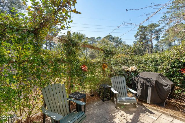 77 Battery Creek Club Drive, Beaufort, SC 29902