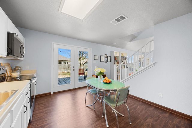 2902 Hill View CV, Round Rock, TX 78664