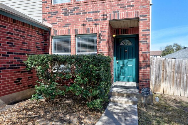 2902 Hill View CV, Round Rock, TX 78664