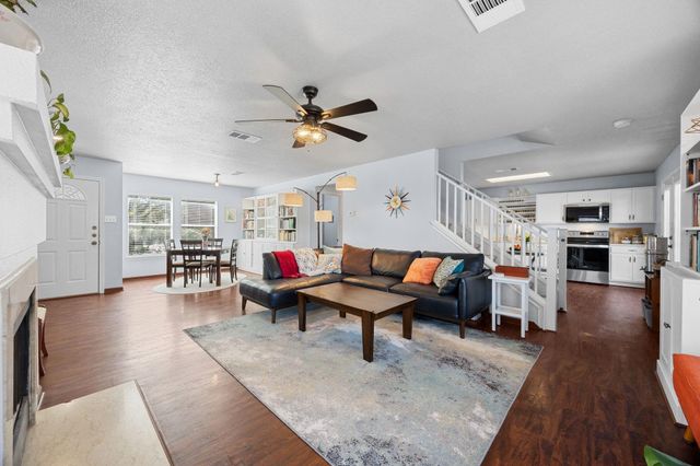 2902 Hill View CV, Round Rock, TX 78664