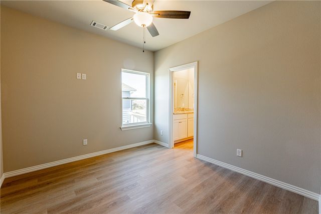 1406 SW Casuarina Drive 1, Bentonville, AR 72712