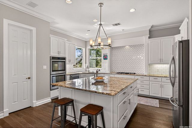 8371 Settlers Peak, Boerne, TX 78015