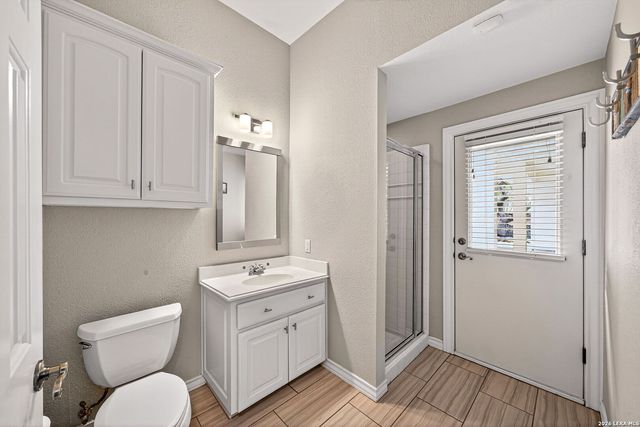 8371 Settlers Peak, Boerne, TX 78015