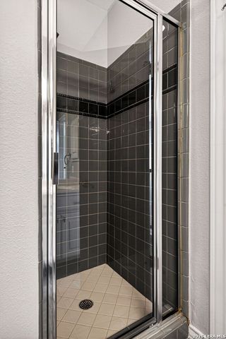 8371 Settlers Peak, Boerne, TX 78015