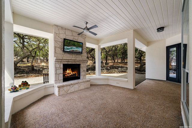 8371 Settlers Peak, Boerne, TX 78015