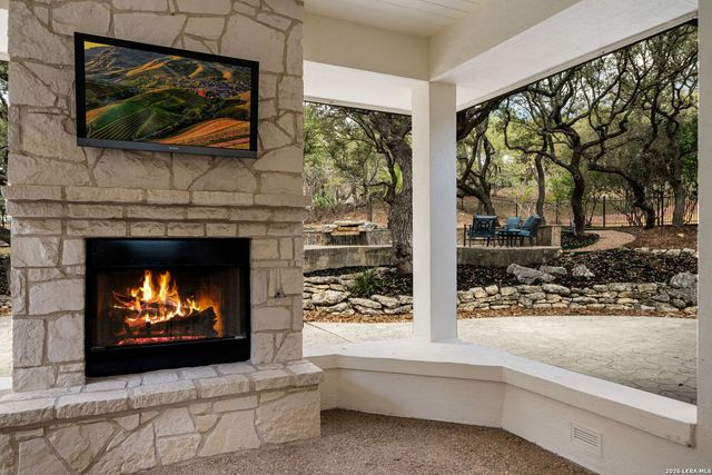 8371 Settlers Peak, Boerne, TX 78015