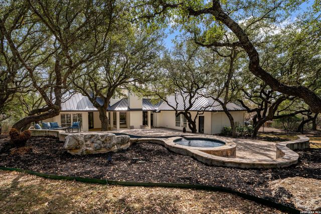 8371 Settlers Peak, Boerne, TX 78015