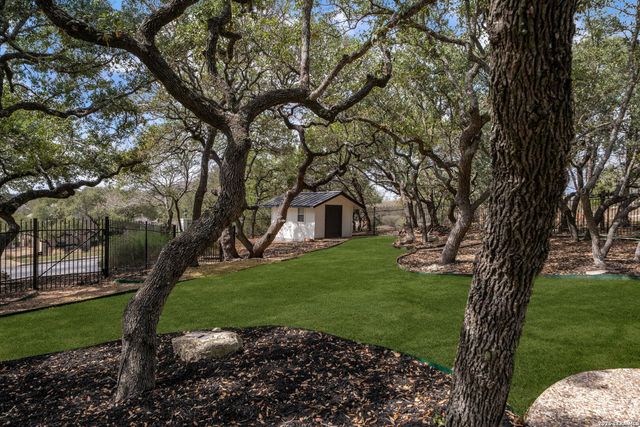 8371 Settlers Peak, Boerne, TX 78015