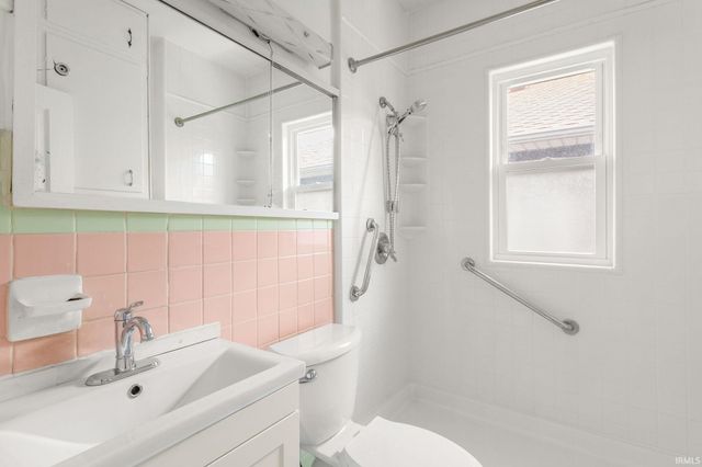 2212 Franklin Street, South Bend, IN 46613