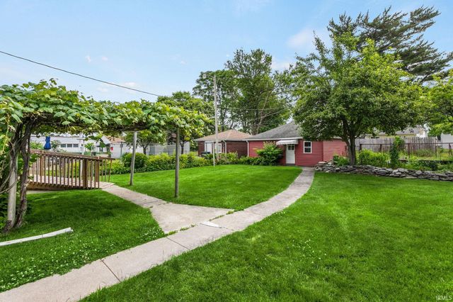2212 Franklin Street, South Bend, IN 46613